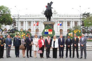 La Embajada de Panamá en Perú rinde honores a la patria en sus CXV años de vida republicana.